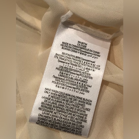 BCBG MAXAZRIA Helena High Low Lace-Trimmed Top Cream Black Sz M - Picture 11 of 11